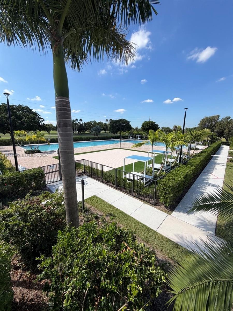 2593 SE 25th Dr, Homestead FL 33035