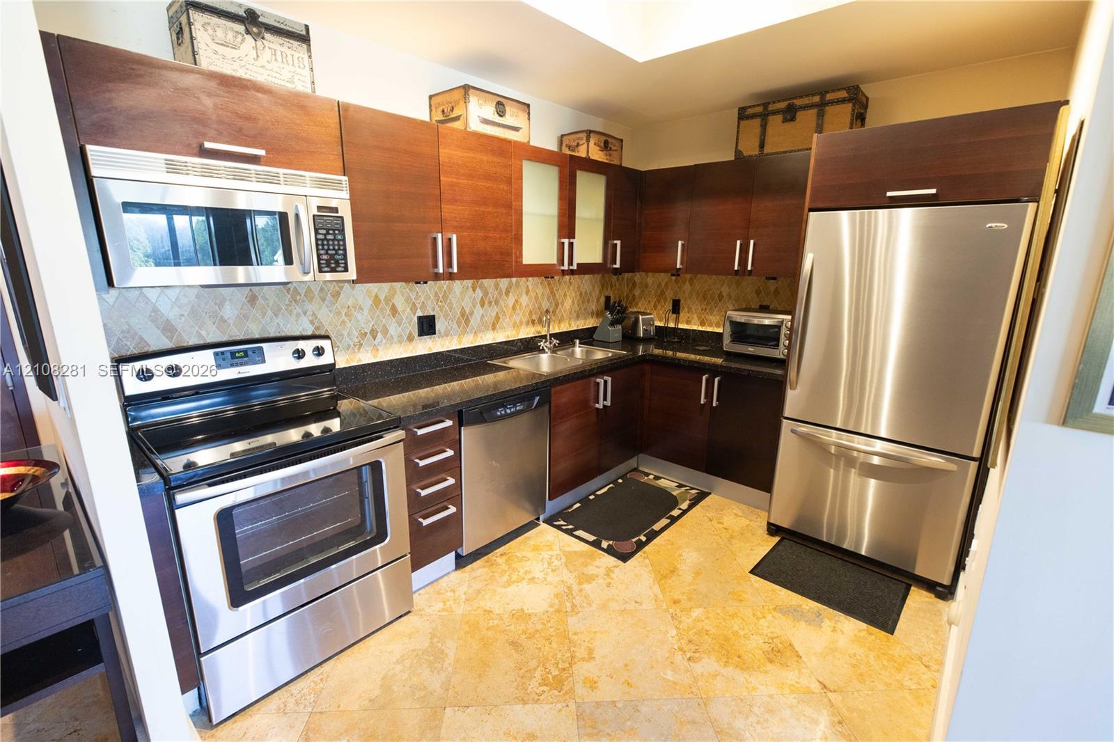 3250 Grand Ave # 404, Miami FL 33133
