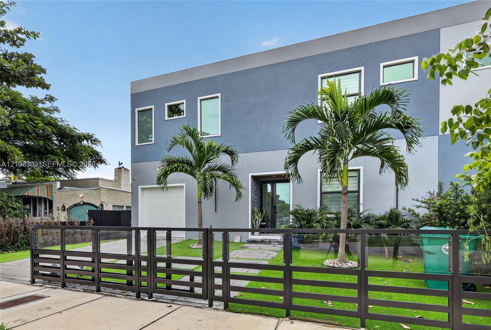 Miami, FL 33145 photo 2