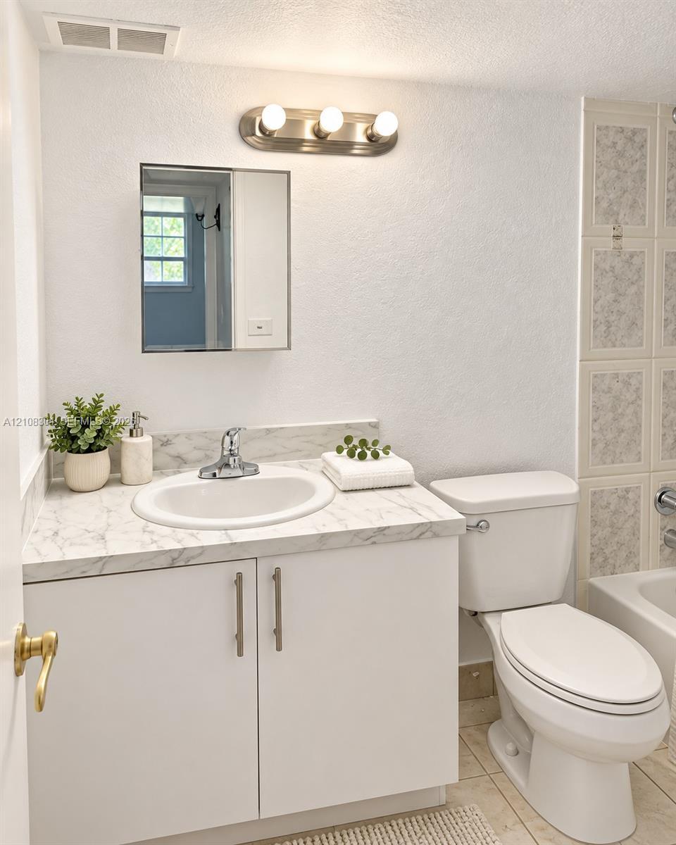 801 NW 47th Ave # 108W, Miami FL 33126 photo 5