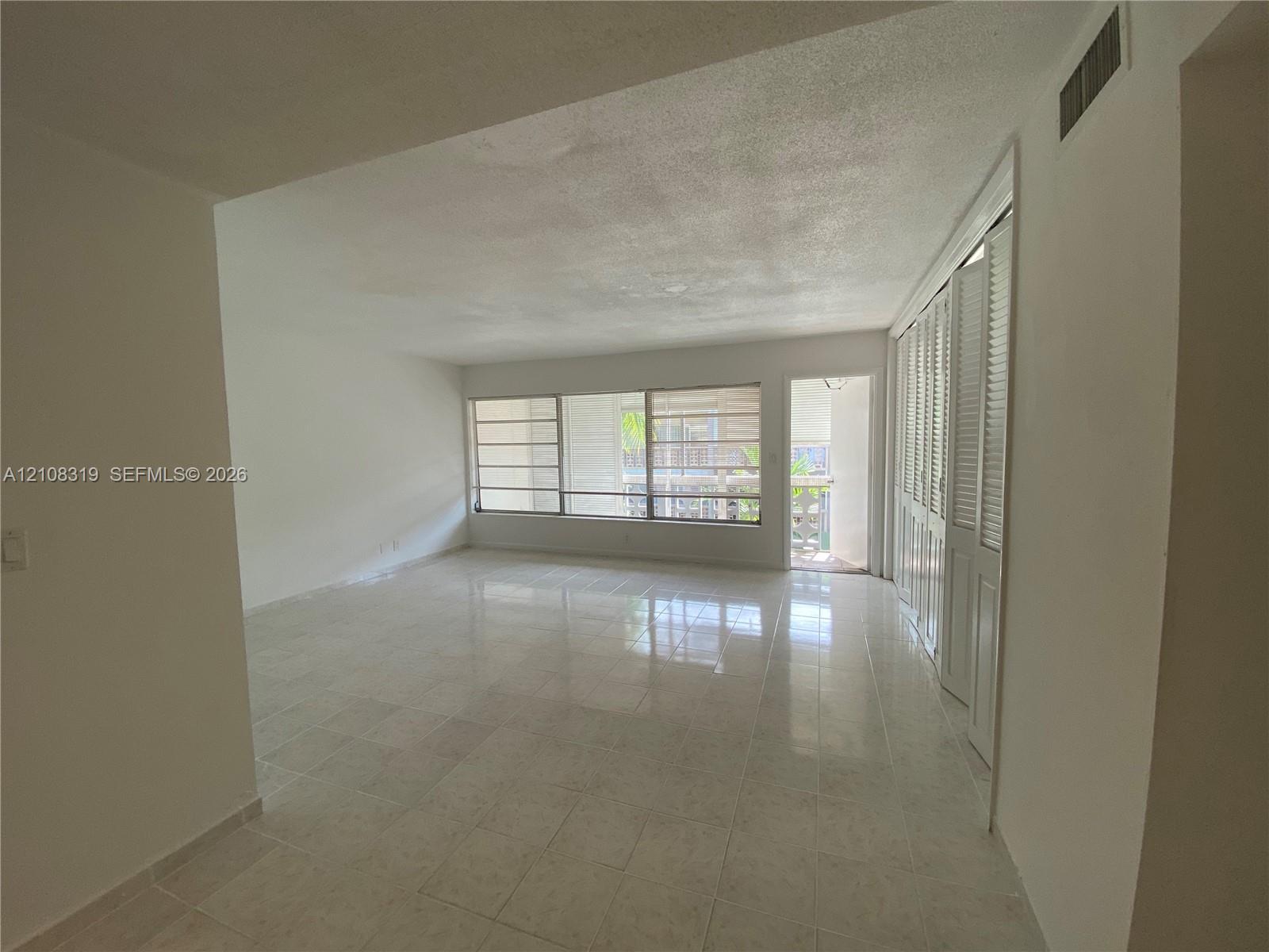 16701 NE 14th Ave # 203, Miami FL 33162 photo 4