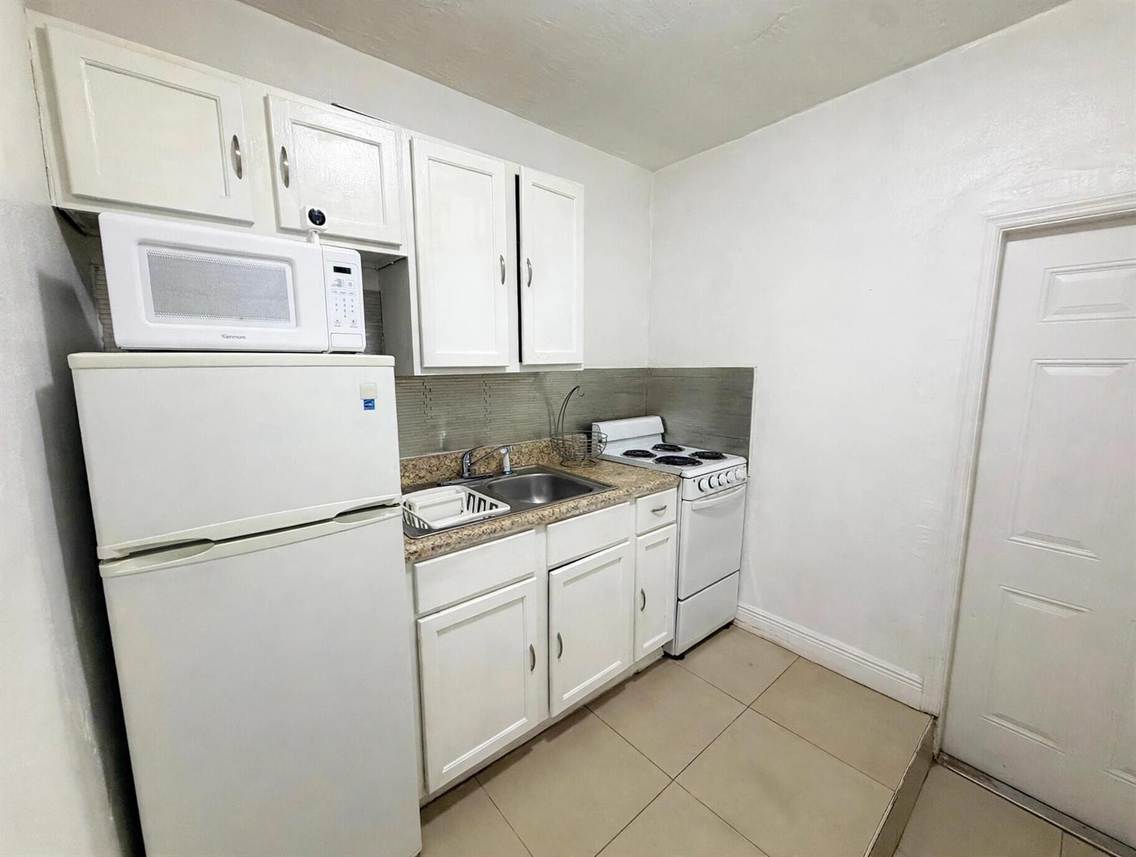 6911 NW 82ND Court # 2, Tamarac FL 33321 photo 4