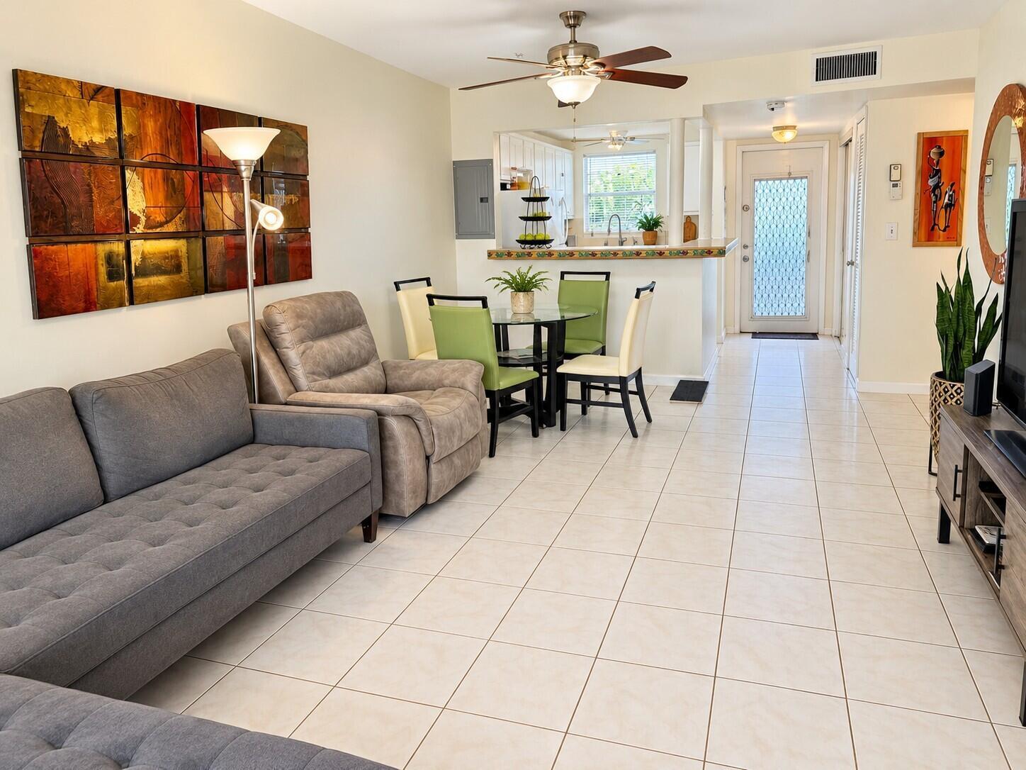 8345 SUNRISE LAKES Boulevard # 109, Sunrise FL 33322 photo 2