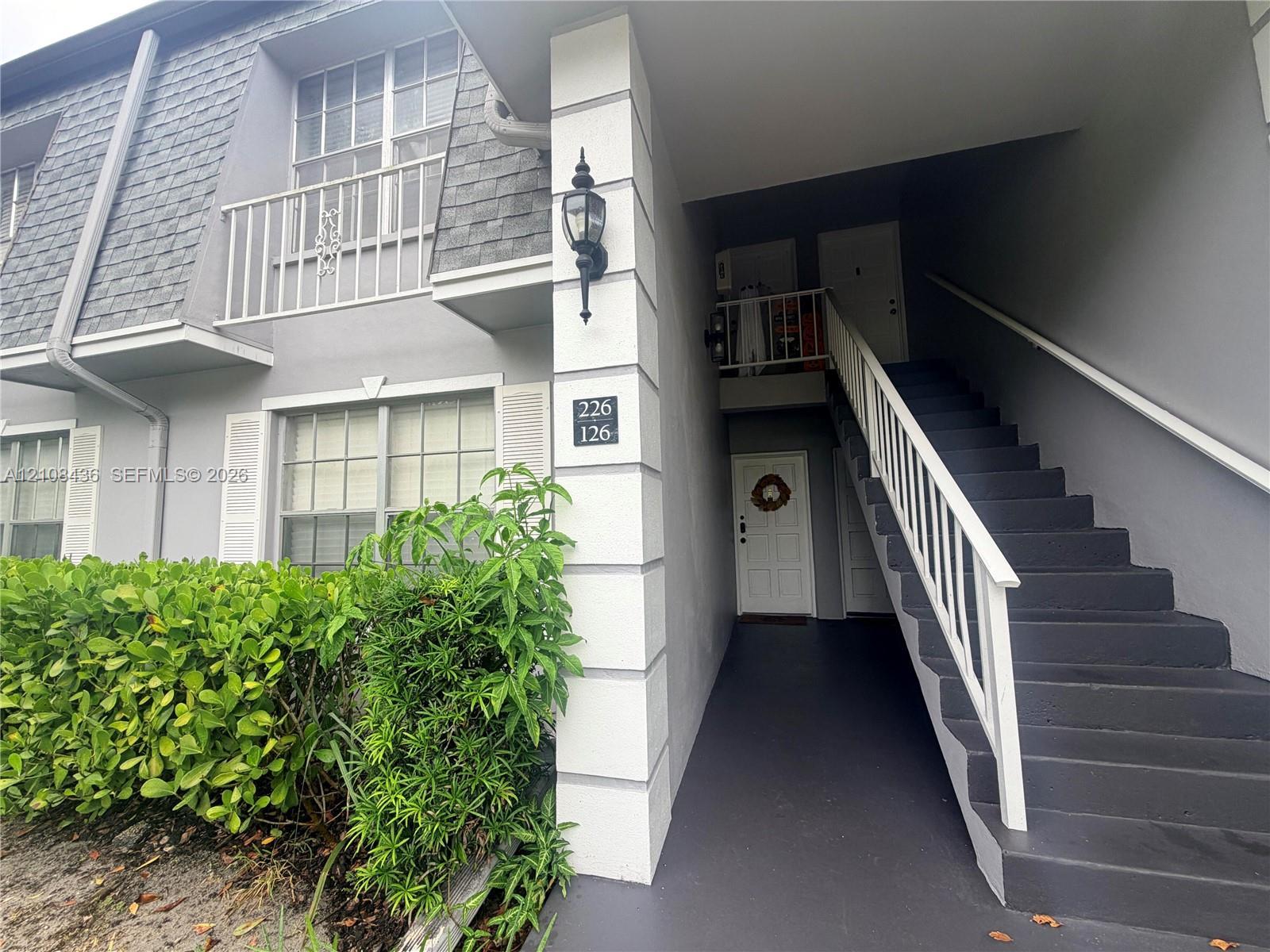 420 NW 70th Ave # 126, Plantation FL 33317 photo 2