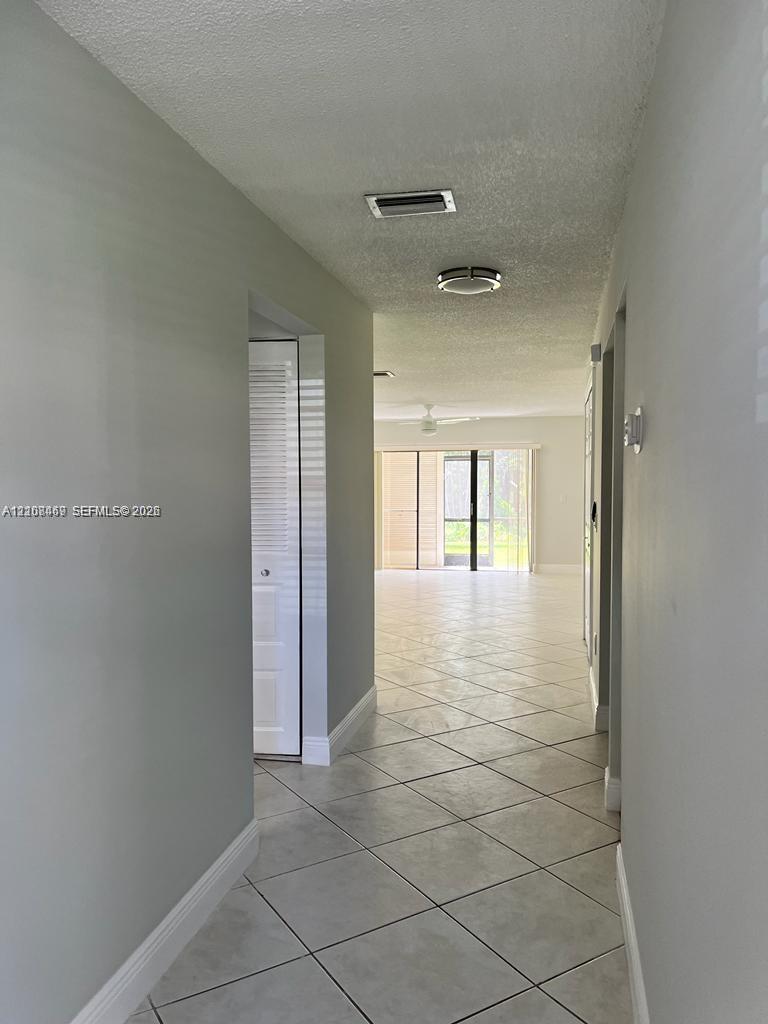 21362 Juego Cir # 33E, Boca Raton FL 33433 photo 3
