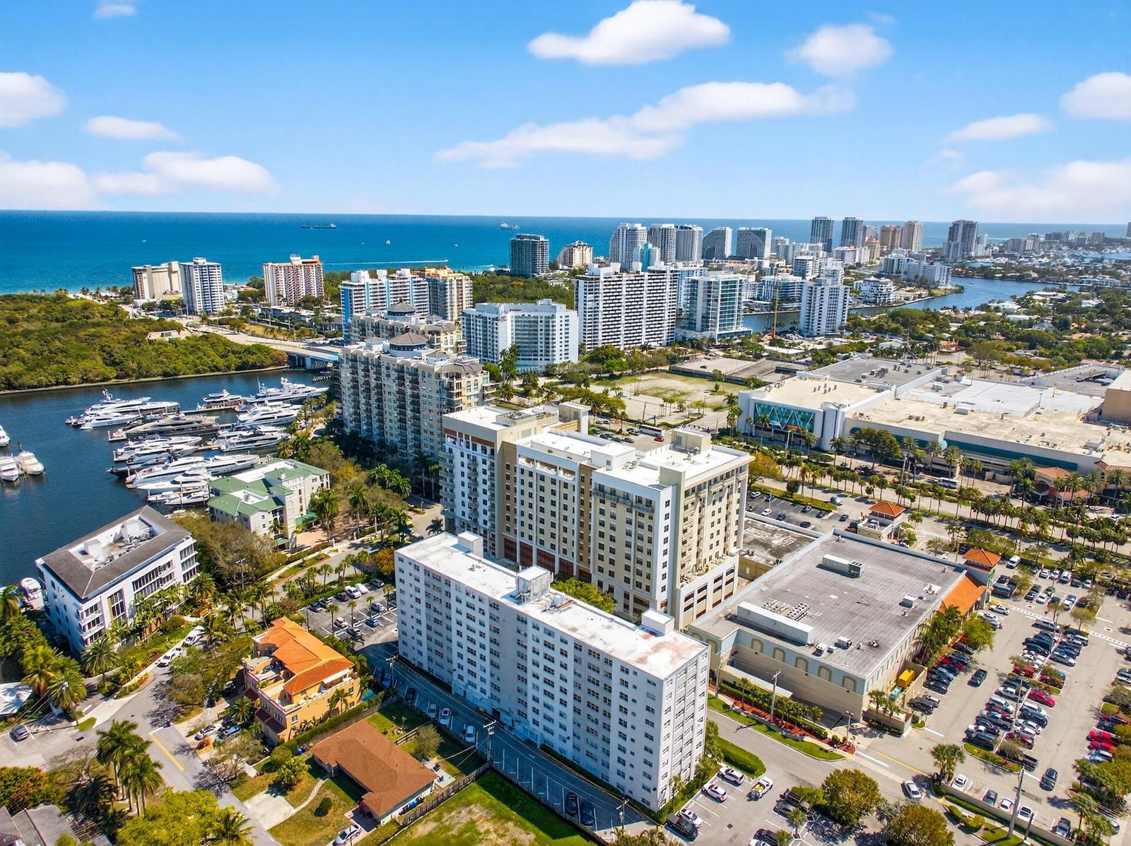 2555 NE 11TH Street # 404, Fort Lauderdale FL 33304 photo 2