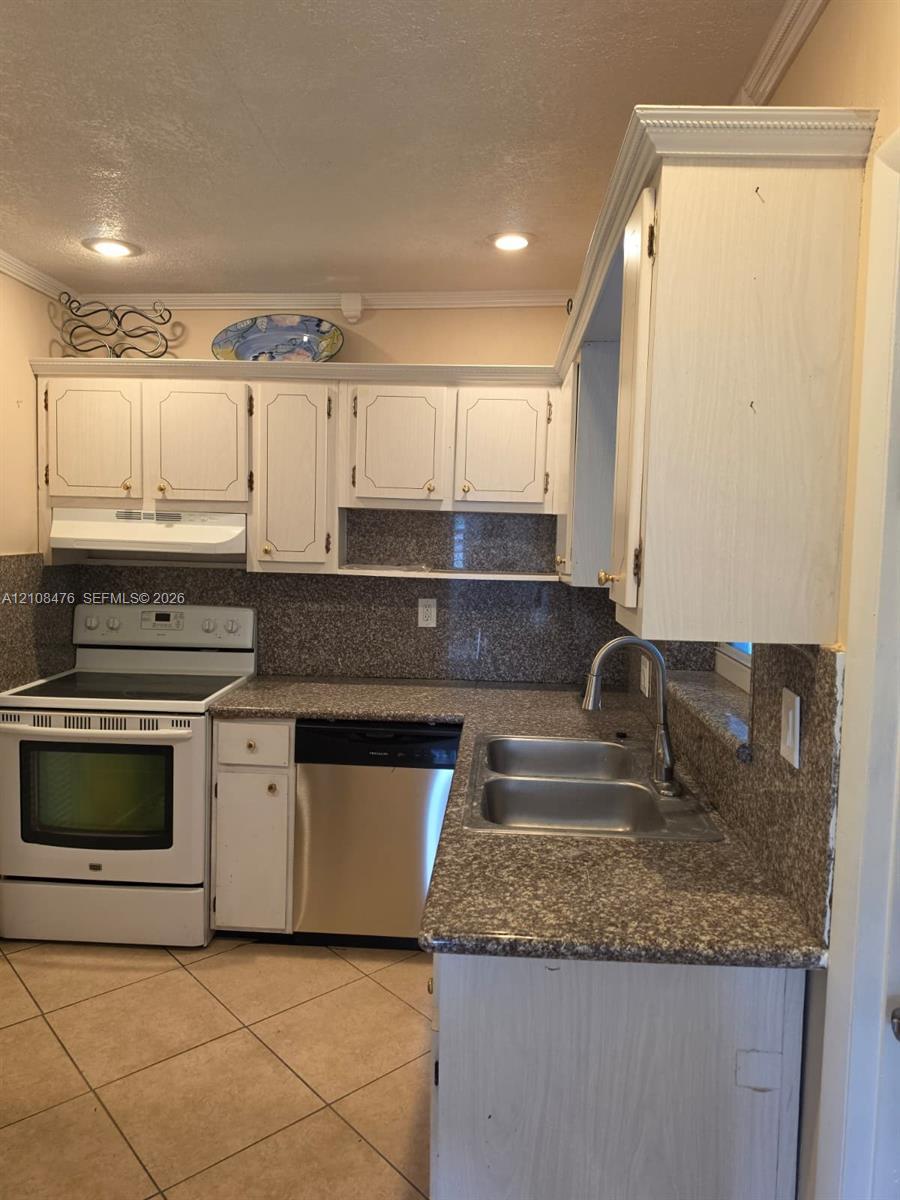 1400 NW 43rd Ter # 202, Lauderhill FL 33313 photo 5
