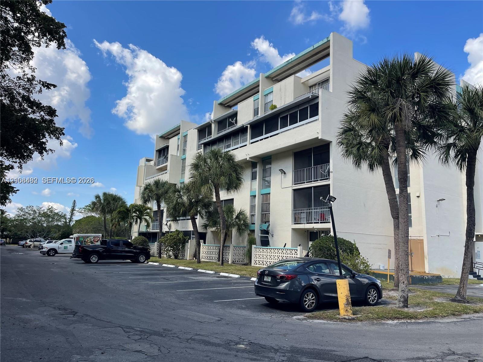 2029 NW 46th Ave # E106, Lauderhill FL 33313