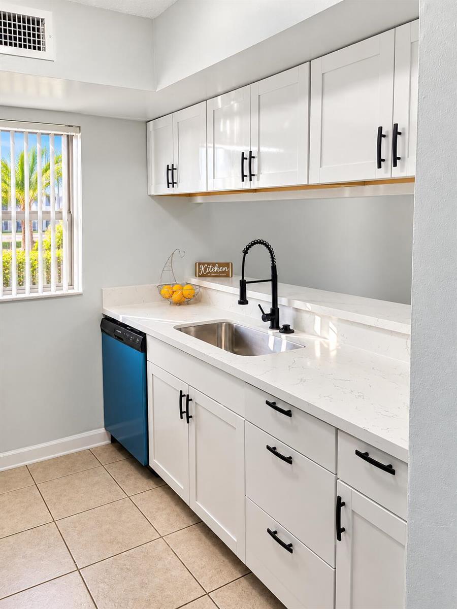 18286 MEDITERRANEAN Boulevard # 202, Hialeah FL 33015 photo 2