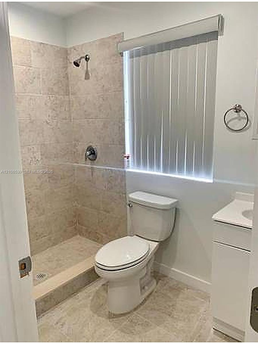 710 E 9th St # 216, Hialeah FL 33010 photo 3