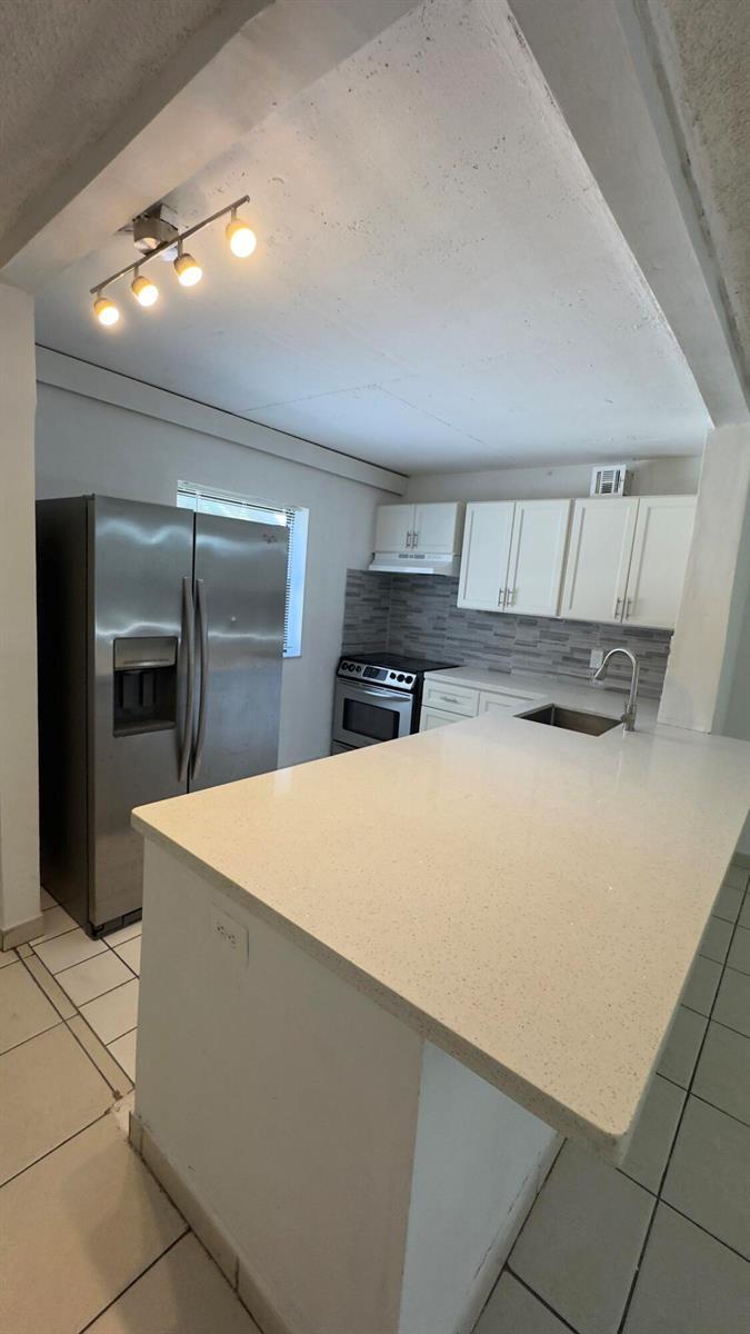 4220 INVERRARY Boulevard # 99A, Lauderhill FL 33319 photo 2