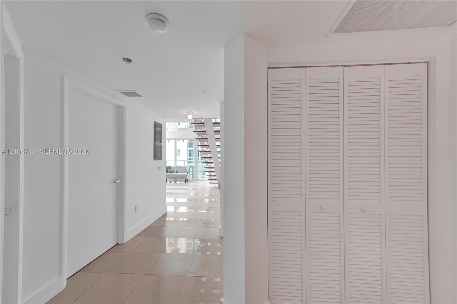 41 SE 5th St # 317, Miami FL 33131 photo 2