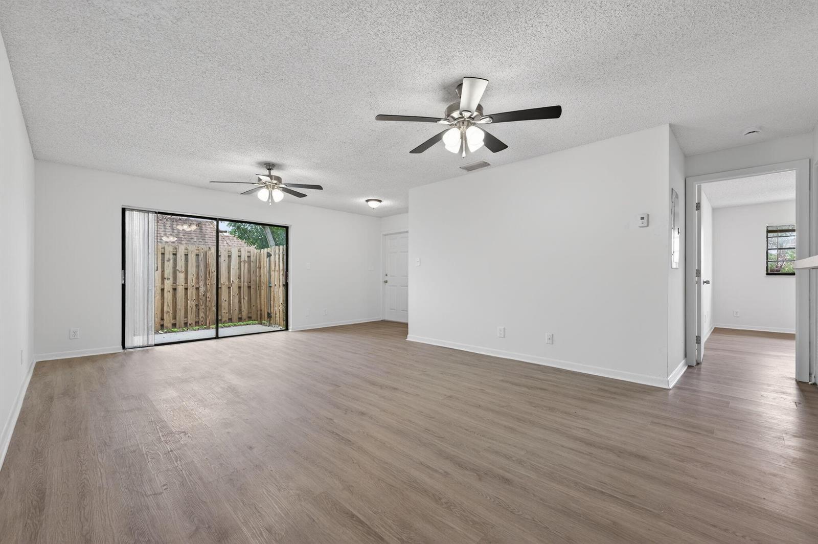 9425 NW 49th Court, Sunrise FL 33351 photo 3