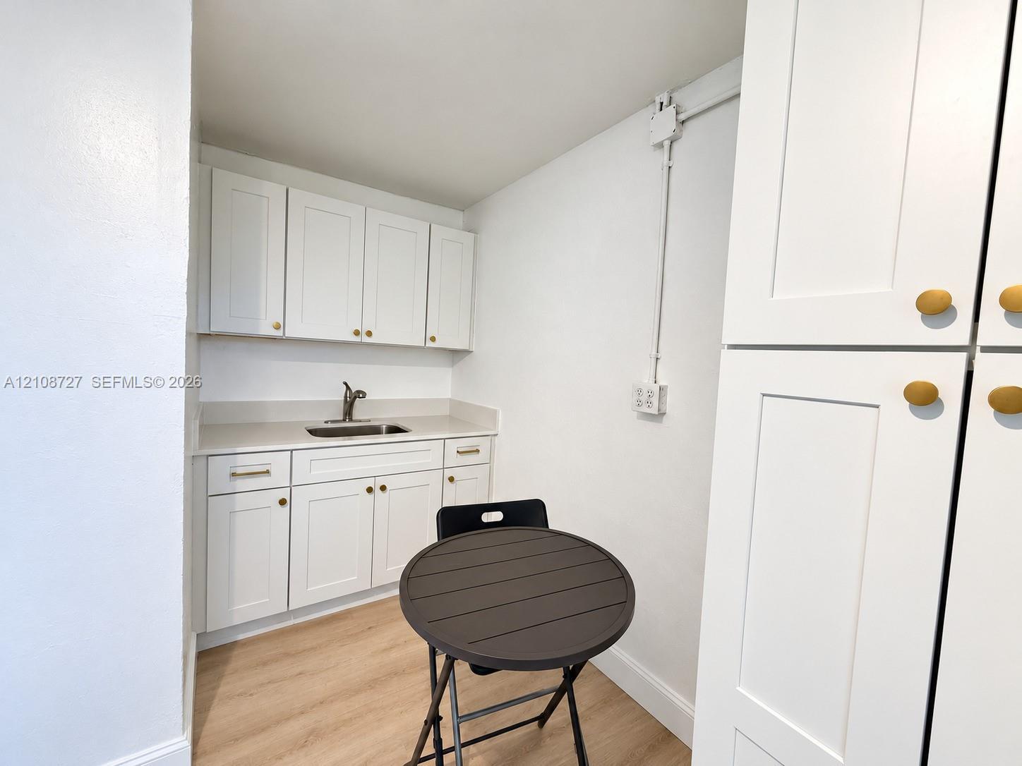 6561 SW 32nd St, Miami FL 33155 photo 4