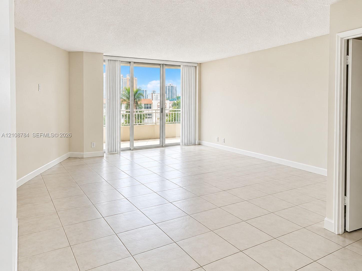 3180 S Ocean Dr # 520, Hallandale Beach FL 33009 photo 4