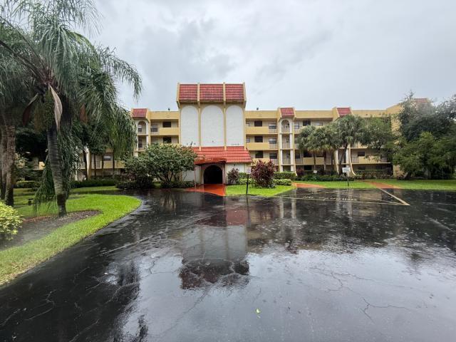 23345 CAROLWOOD Lane # 405, Boca Raton FL 33428 photo 3