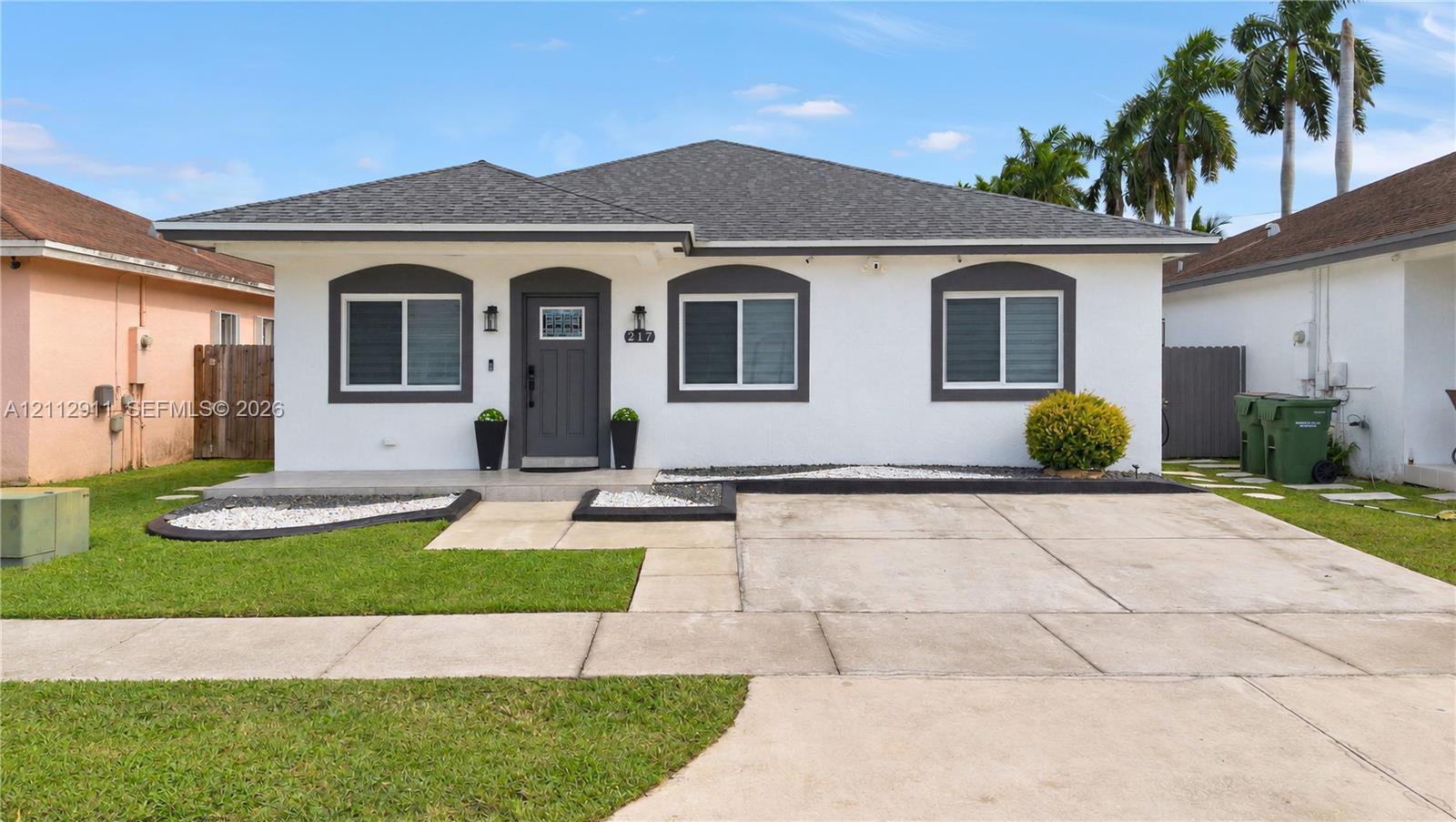 Property at 217 SW 15th Pl, Homestead FL 33030