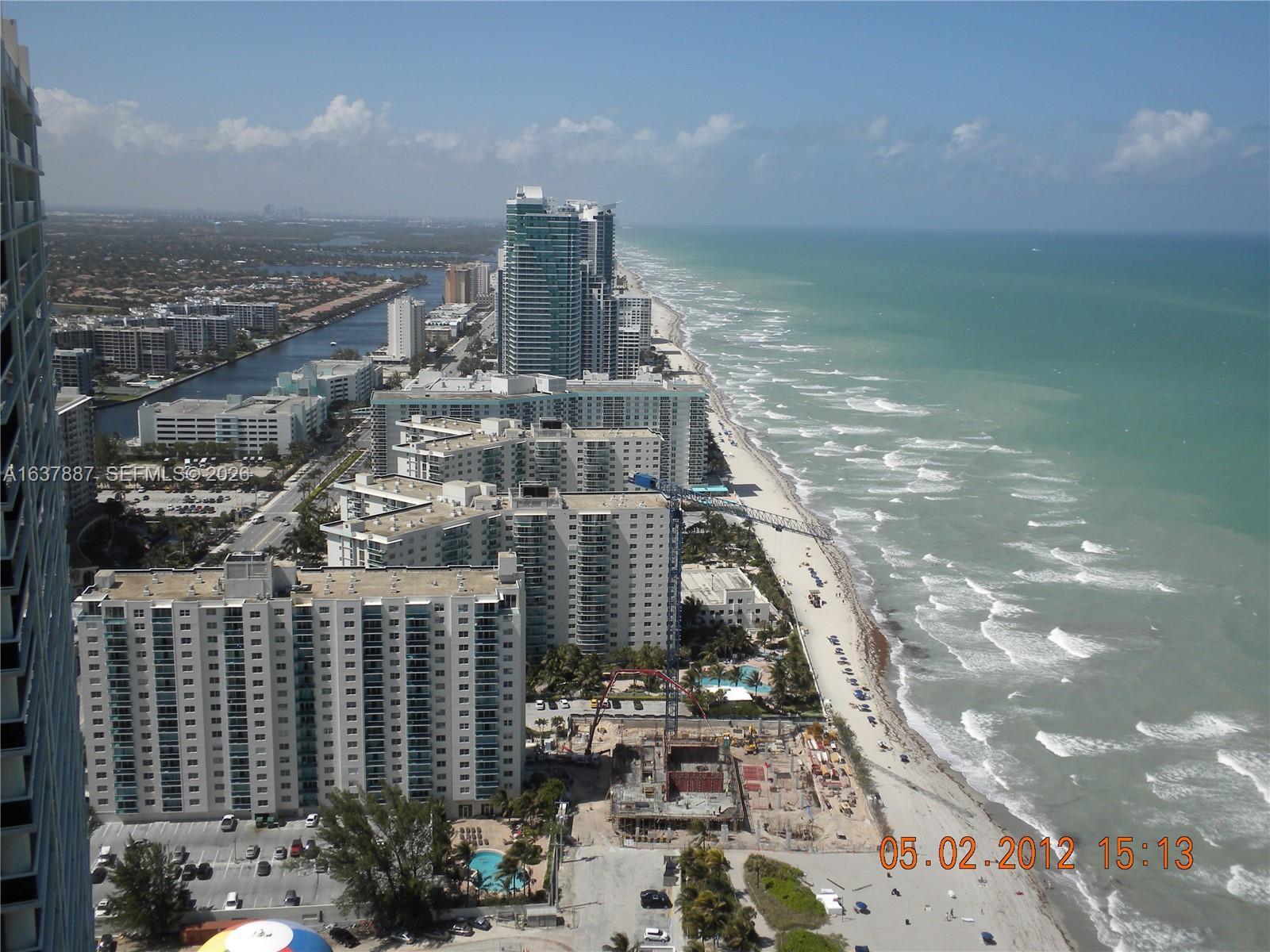 Hallandale Beach, FL