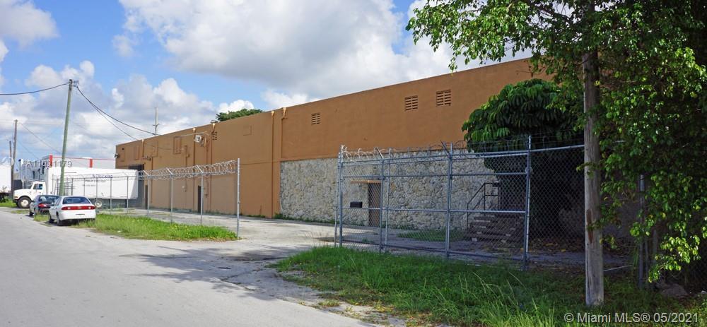 3359 NW 67th St, Miami FL 33147