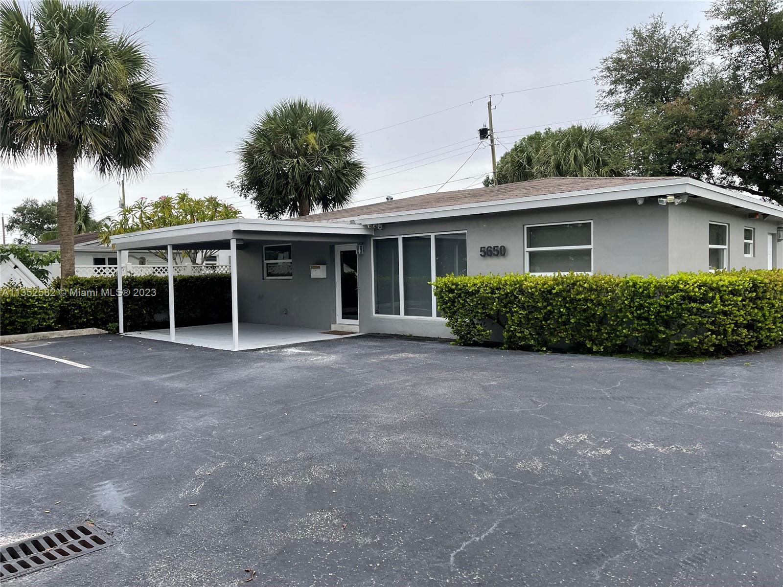 5650 Sheridan St, Hollywood FL 33021