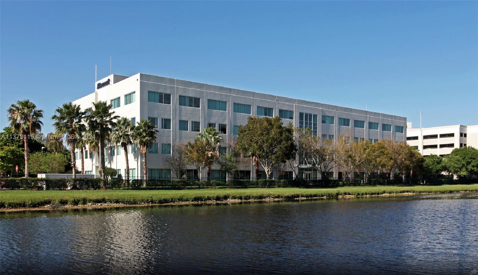 Fort Lauderdale, FL 33309