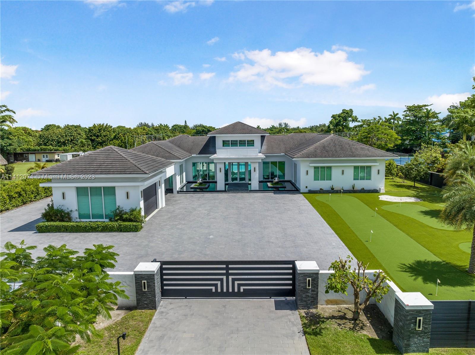 12275 SW 47th St, Miami FL 33175