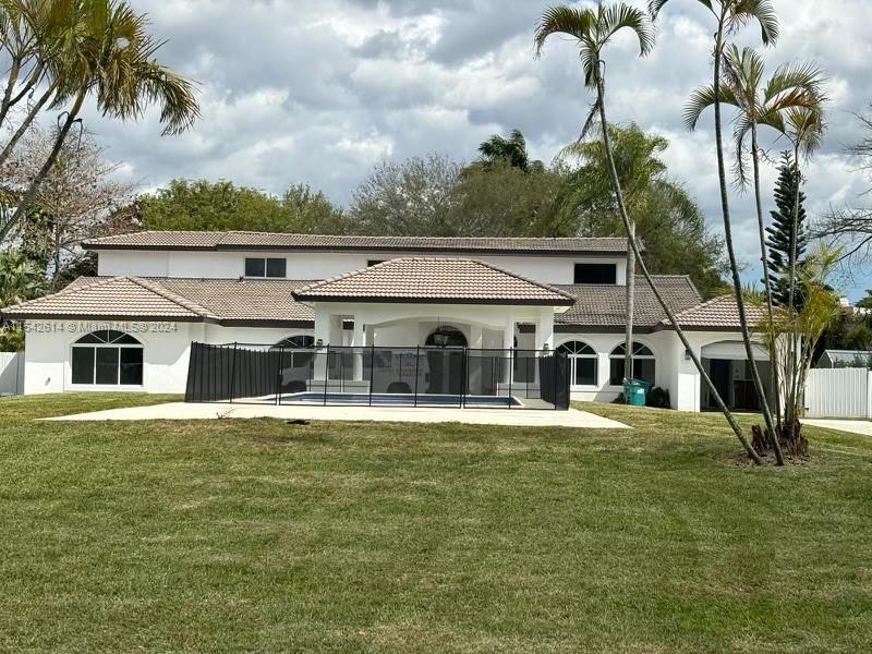 425 SW 129th Ave, Miami FL 33184