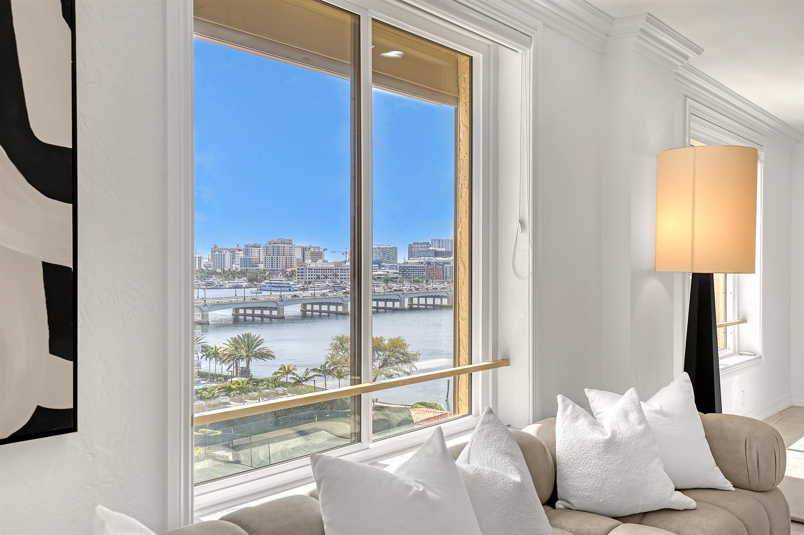 150 Bradley Place # 605, Palm Beach FL 33480