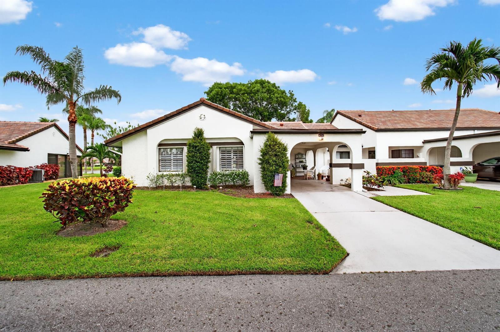 5707 Parkwalk Circle E, Boynton Beach FL 33472