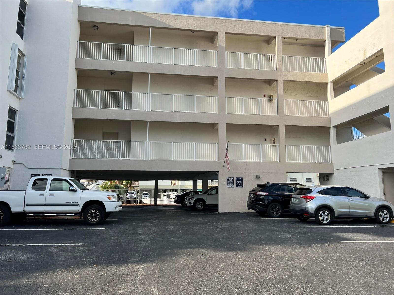 3716 NE 168th St # 303, North Miami Beach FL 33160