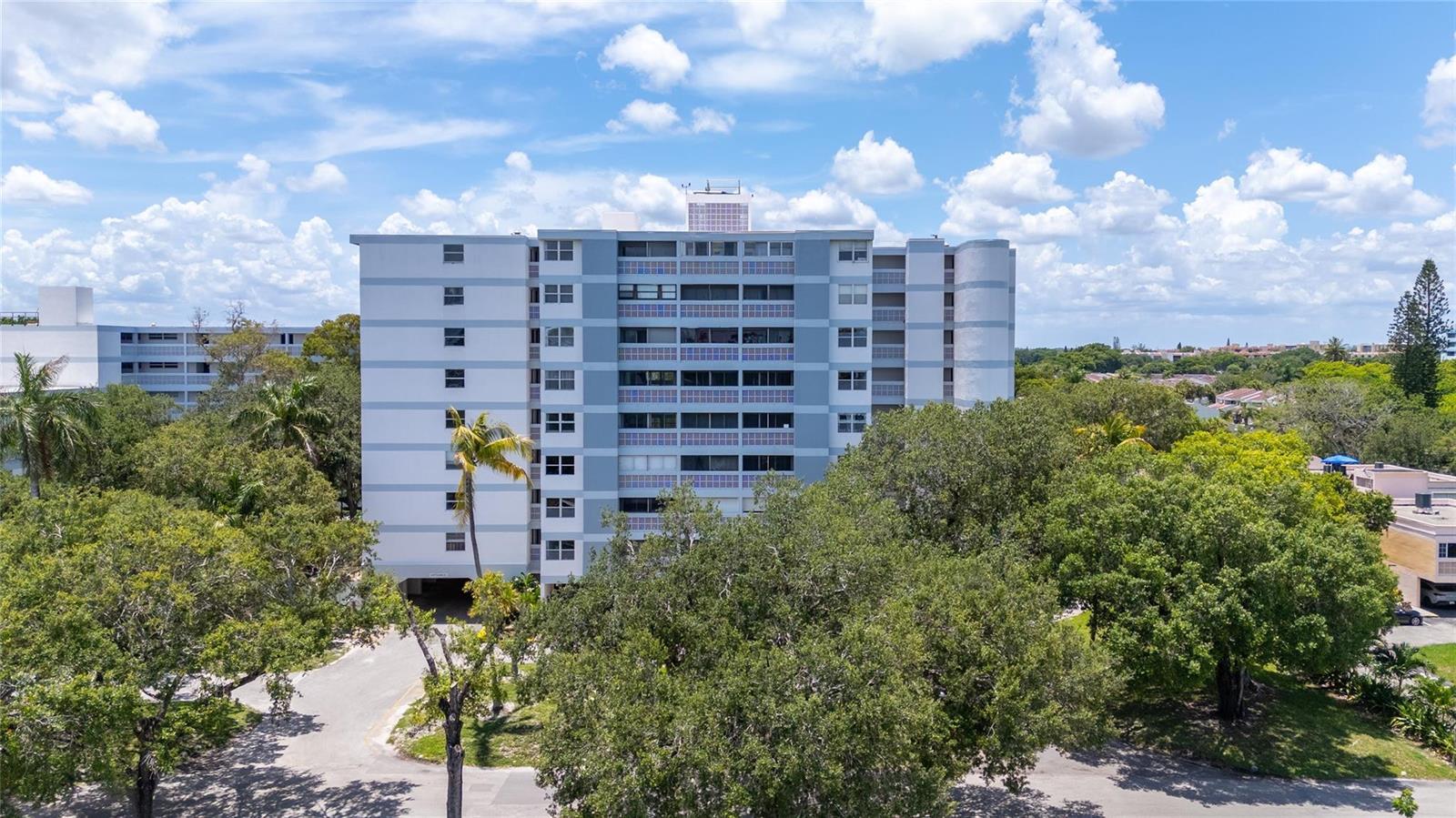 3301 Spanish Moss Terrace # 705, Lauderhill FL 33319