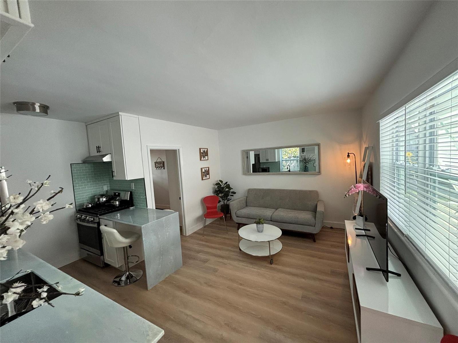 1315 SE 2nd Street, Fort Lauderdale FL 33301