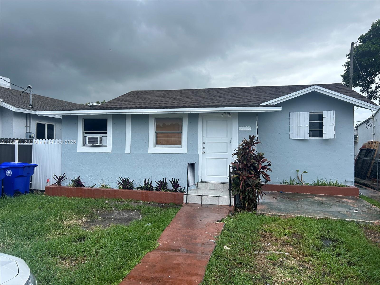 2708 NW 22nd Ct, Miami FL 33142