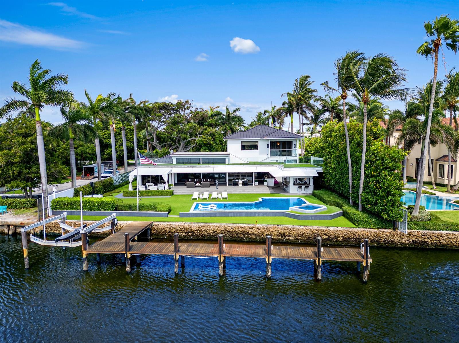201 Palm Trail, Delray Beach FL 33483