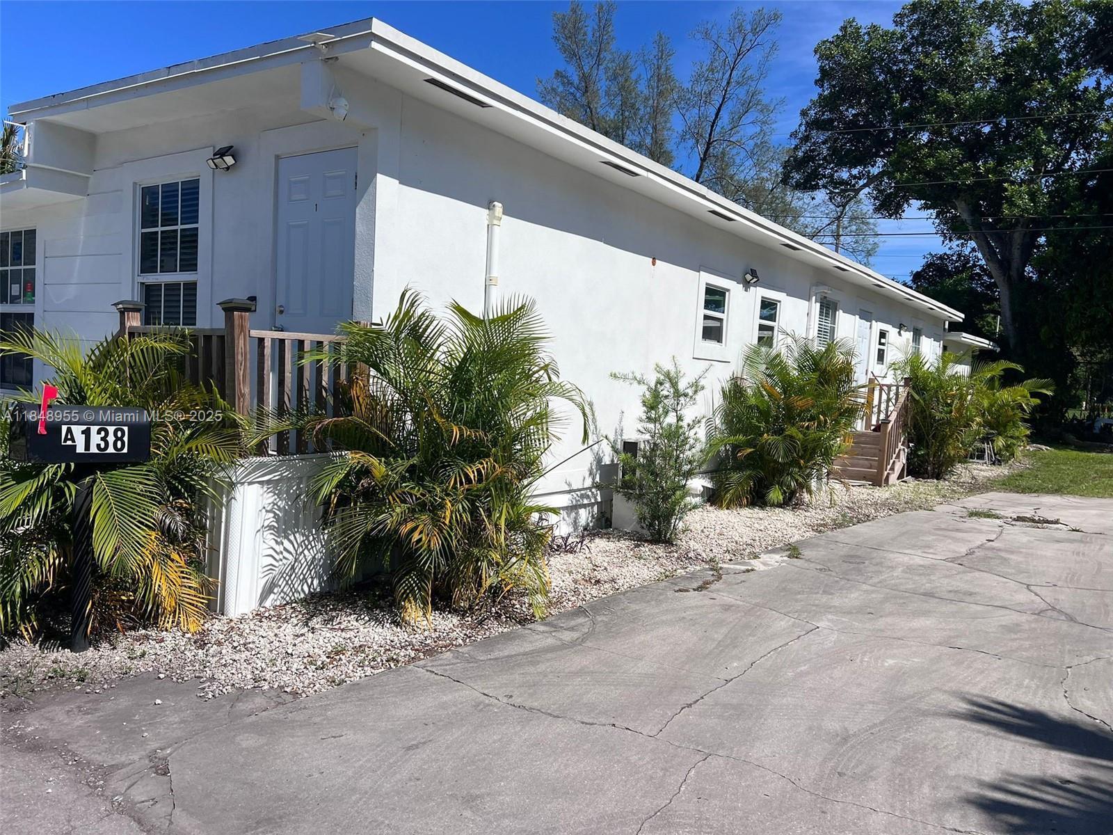 9674 NW 10th Ave, Miami FL 33150