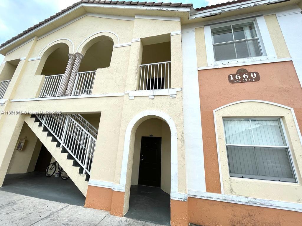 1660 SE 29th St # 200, Homestead FL 33035