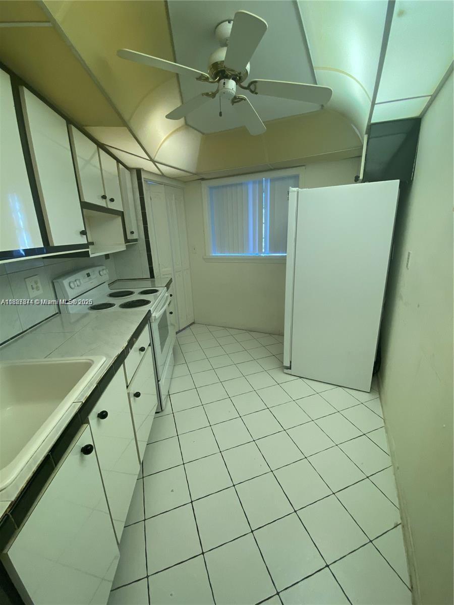 Lauderhill, FL