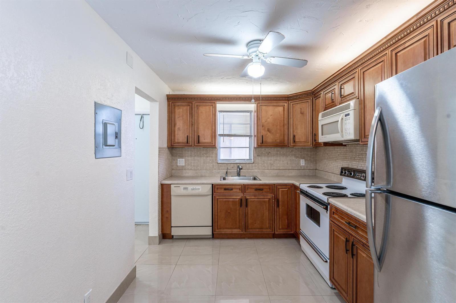 2551 Aragon Boulevard # 406, Sunrise FL 33322