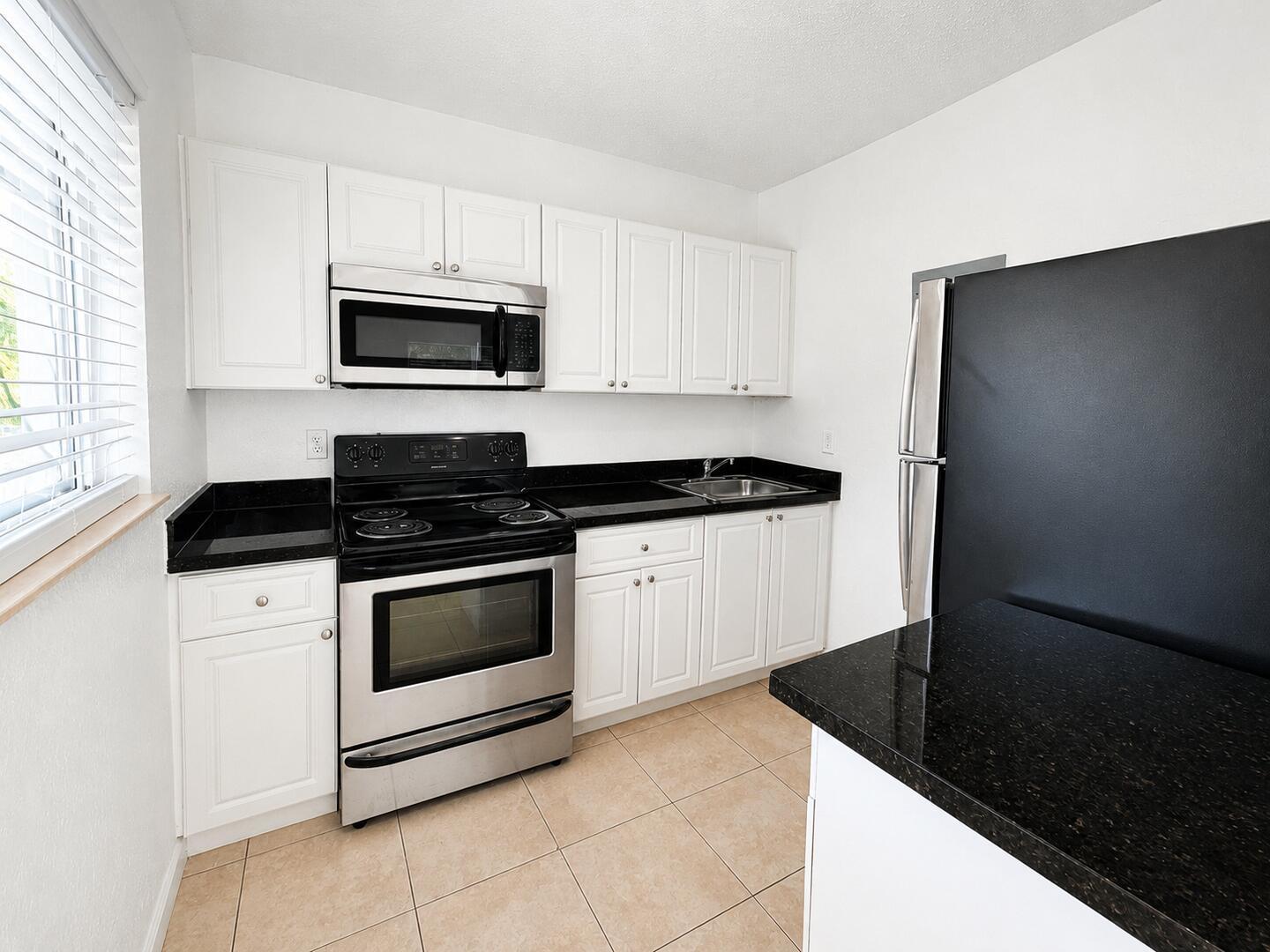 701 SW 14th Avenue # 8, Fort Lauderdale FL 33312