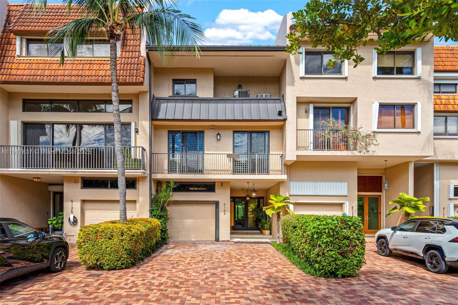 6124 Paradise Point Dr # 6124, Palmetto Bay FL 33157