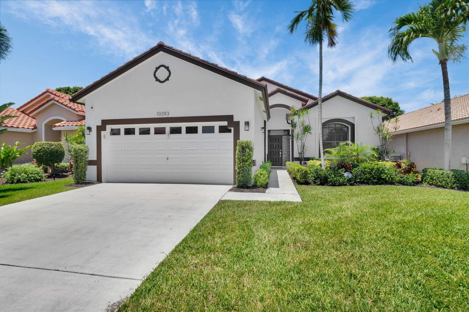 10393 Lexington Circle S, Boynton Beach FL 33436