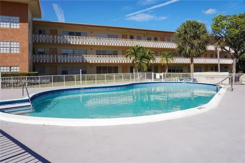 1855 NE 121st St # 31, North Miami FL 33181