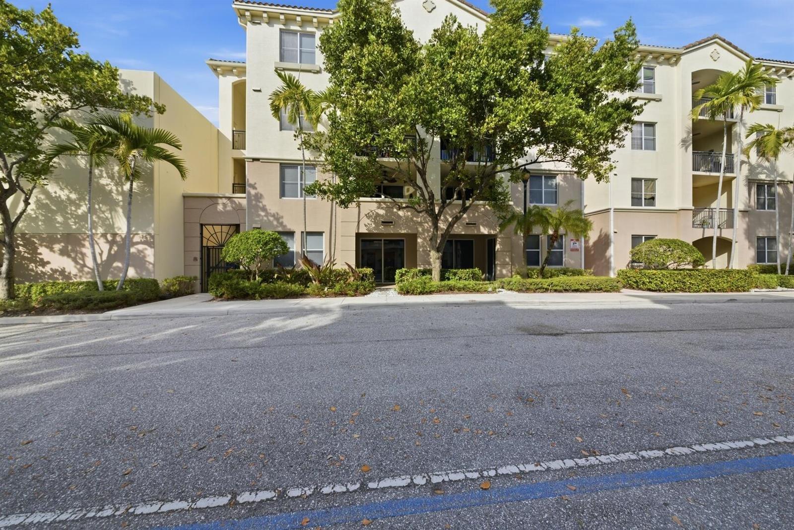 4 Renaissance Way # 110, Boynton Beach FL 33426