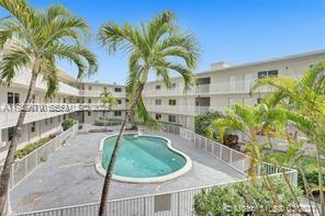 1895 Venice Park Dr # A18, Miami FL 33181