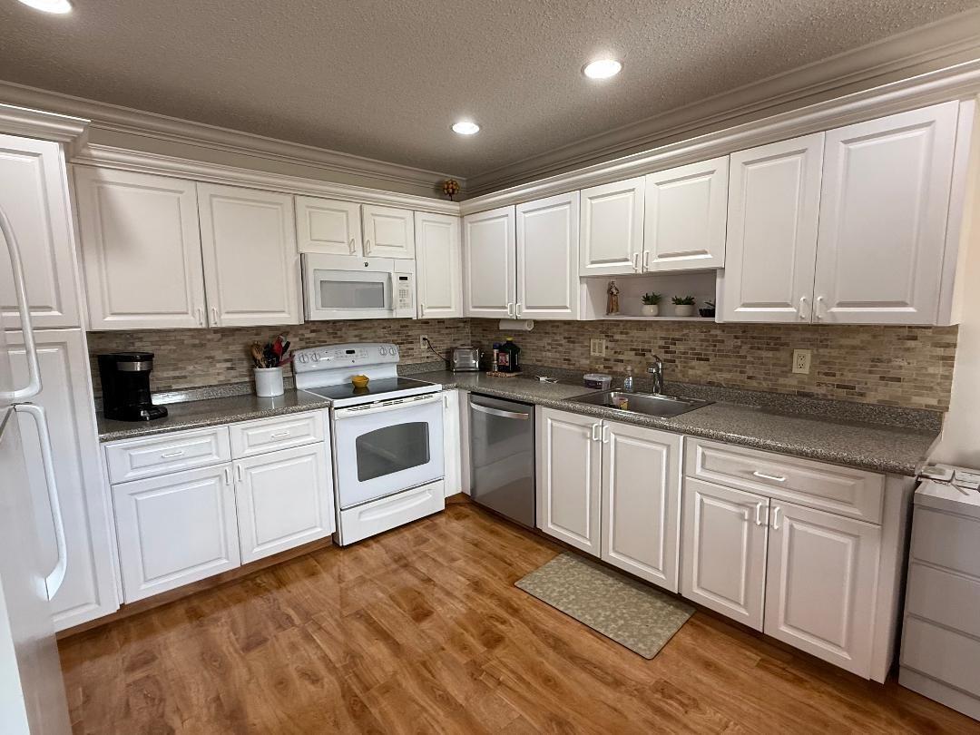 1621 NW 20th Avenue # 201, Delray Beach FL 33445