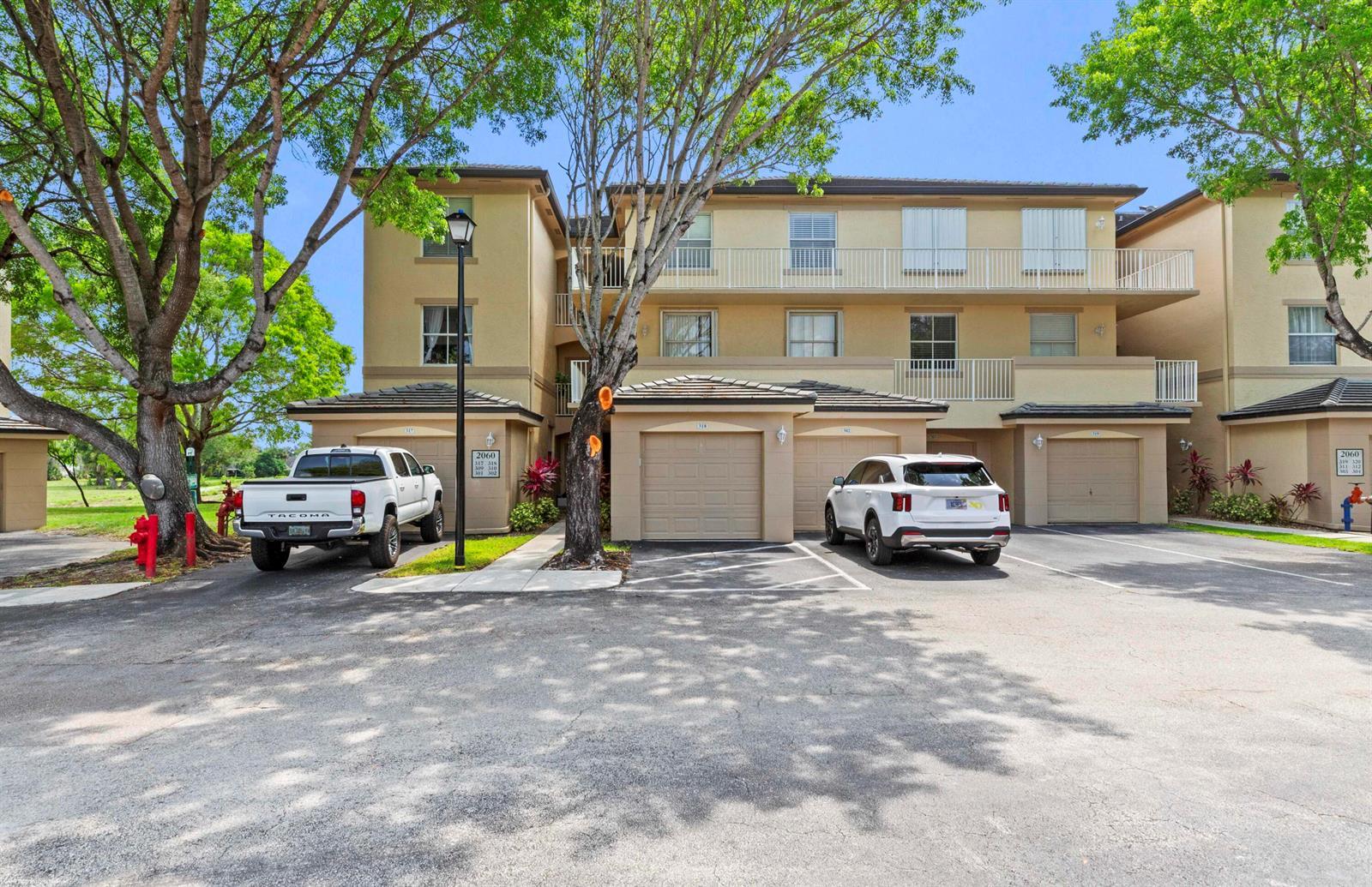 2060 Greenview Shores Boulevard # 318, Wellington FL 33414