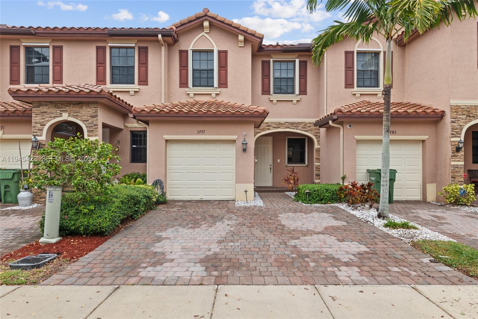 3777 SE 3rd St, Homestead FL 33033