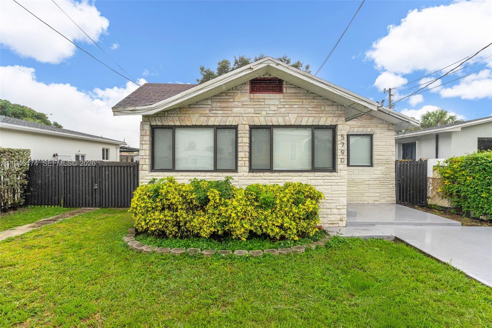 5790 SW 5th St, Miami FL 33144
