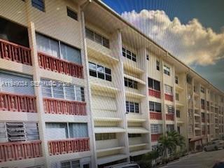 215 SE 3rd Ave # 307B, Hallandale Beach FL 33009