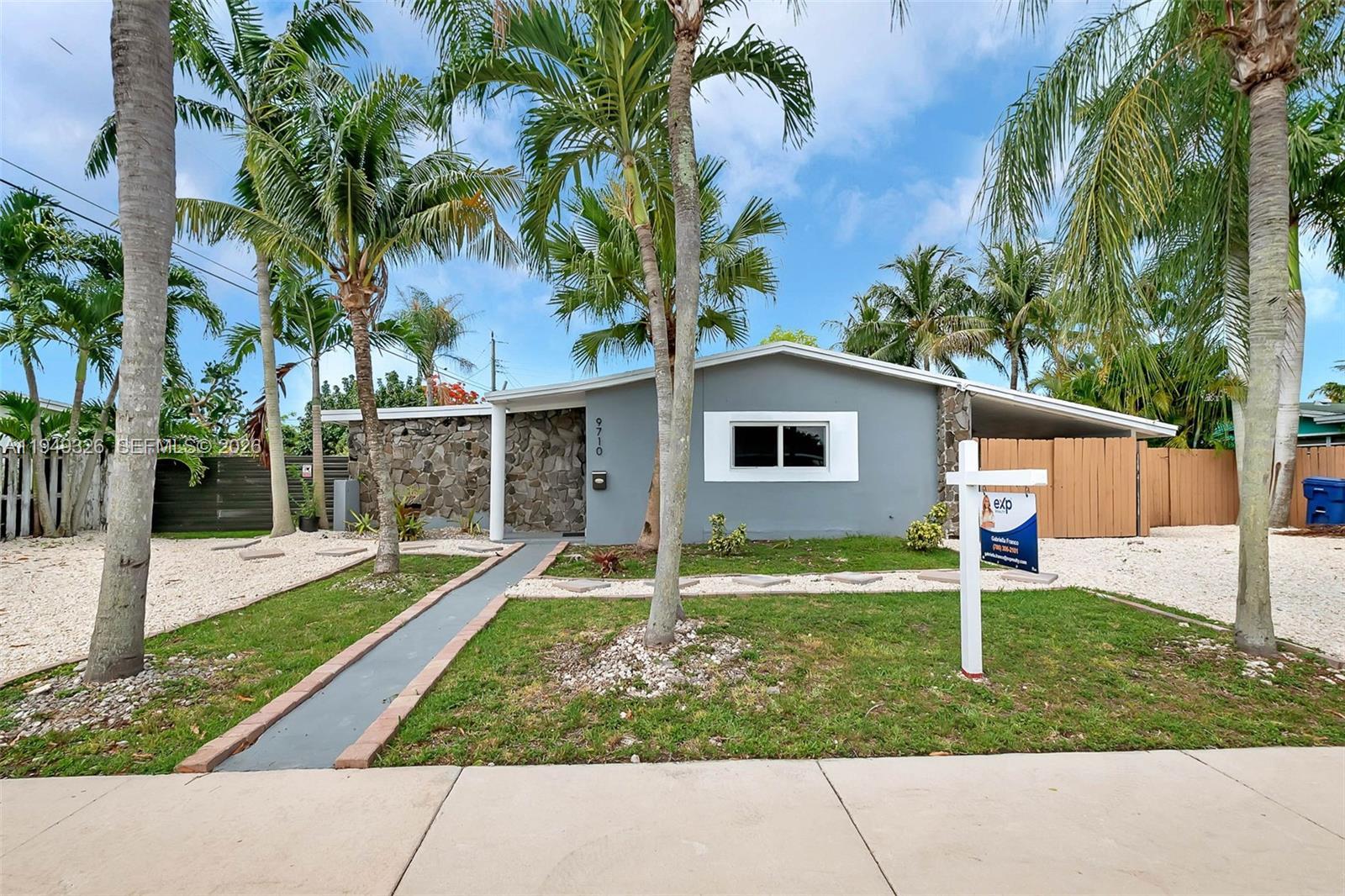 9710 SW SW 161 ST, Miami FL 33157